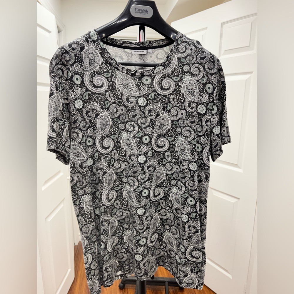 J. Lindeberg Mens paisley T-shirt